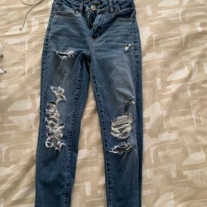 High waisted American Eagle size 2 long jeans